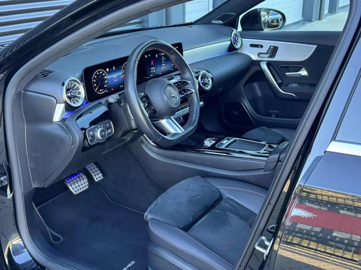 180 AMG Line |BTW|Facelift|Pano|Burmester®|360°camera|Head Up