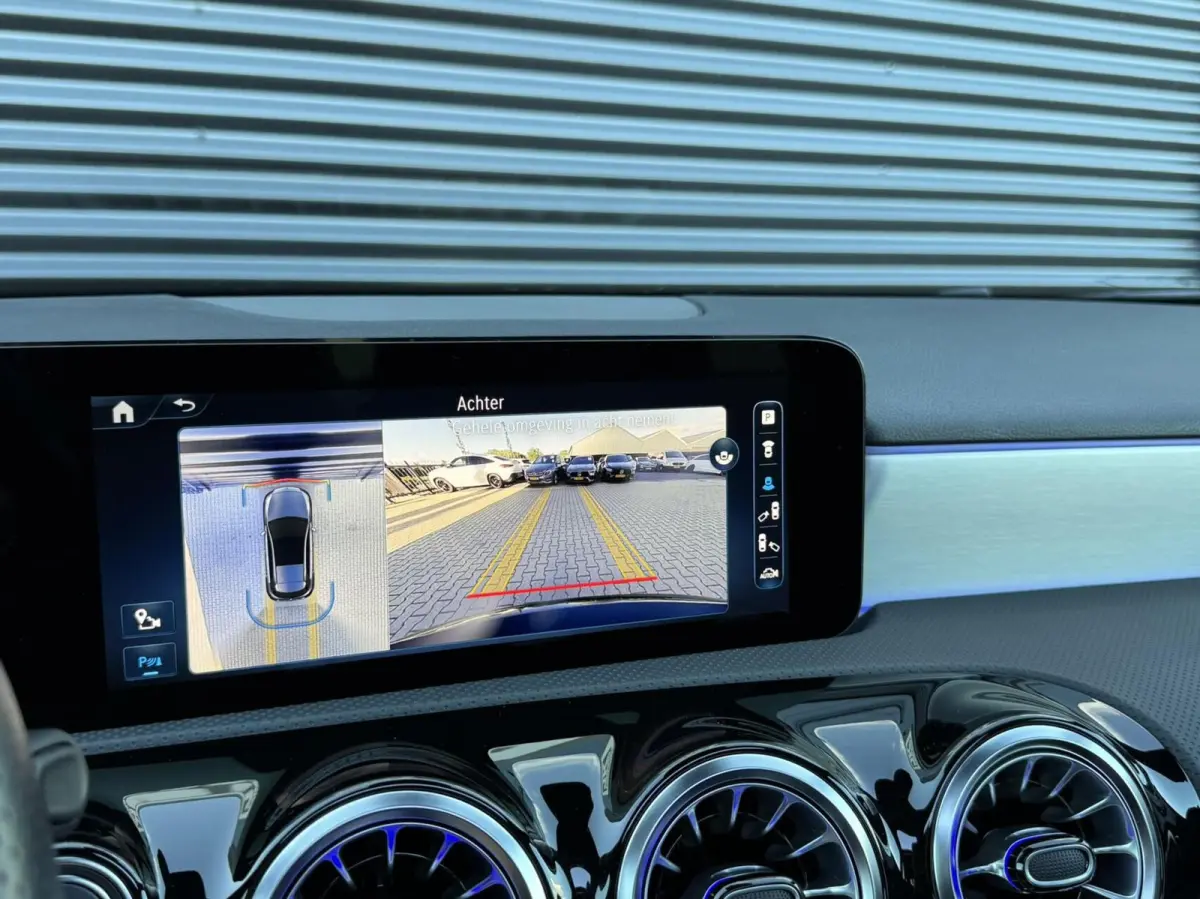 180 AMG Line |BTW|Facelift|Pano|Burmester®|360°camera|Head Up