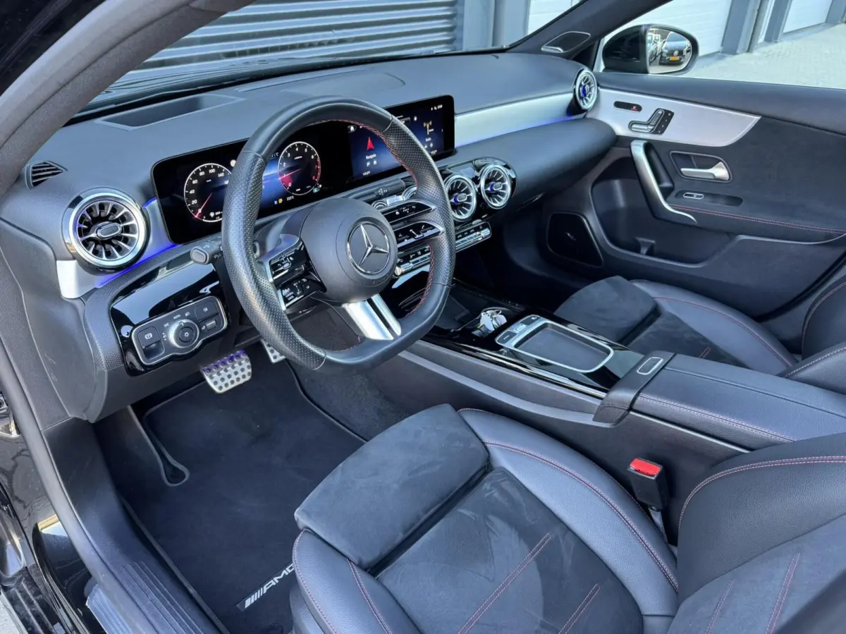 180 AMG Line |BTW|Facelift|Pano|Burmester®|360°camera|Head Up