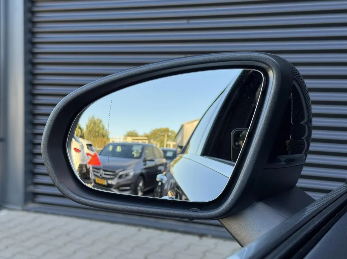 180 AMG Line |BTW|Facelift|Pano|Burmester®|360°camera|Head Up