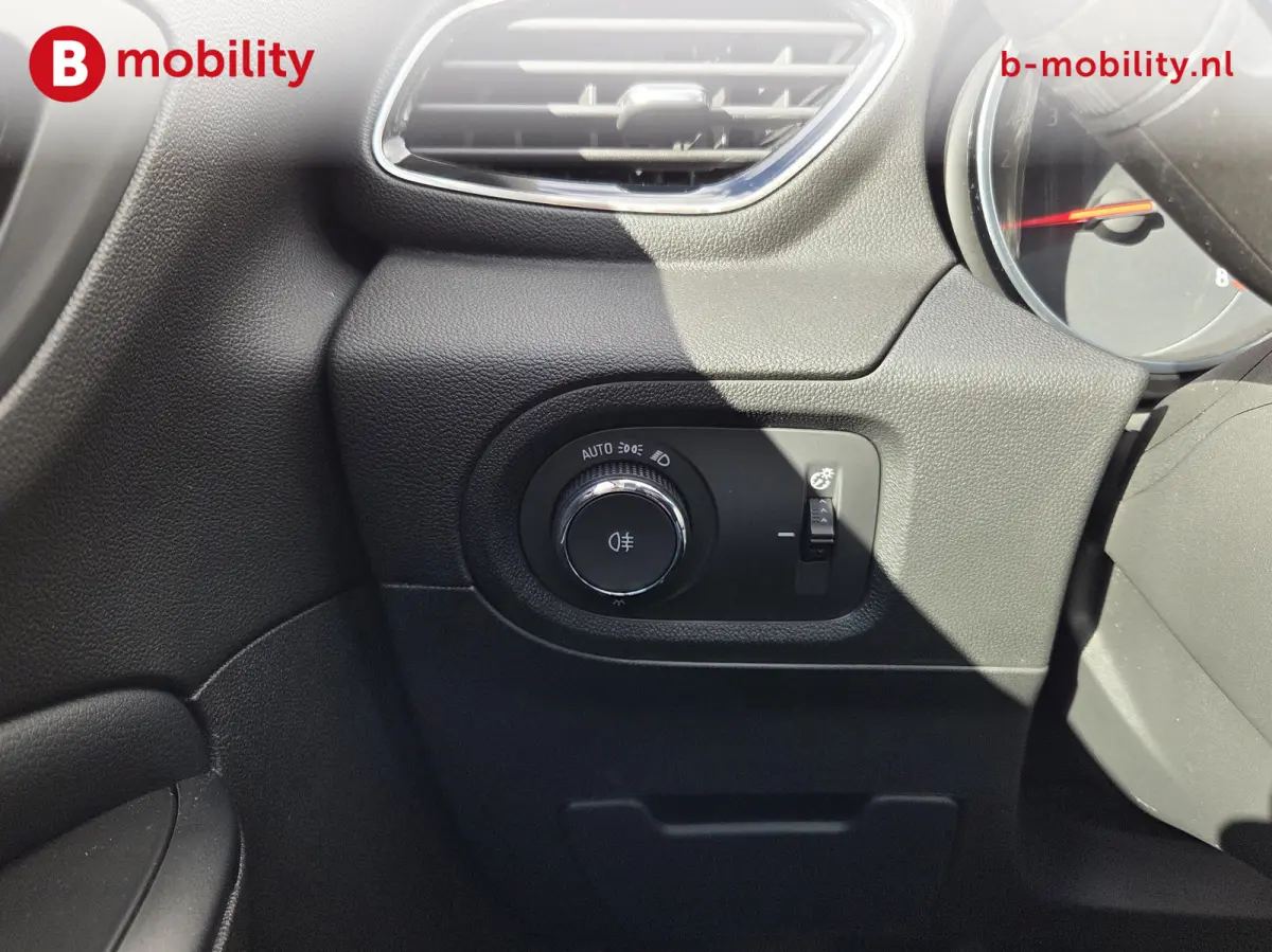 1.2 Turbo 130PK Innovation Trekhaak | Achteruitrijcamera | Navigatie | Cruise Control