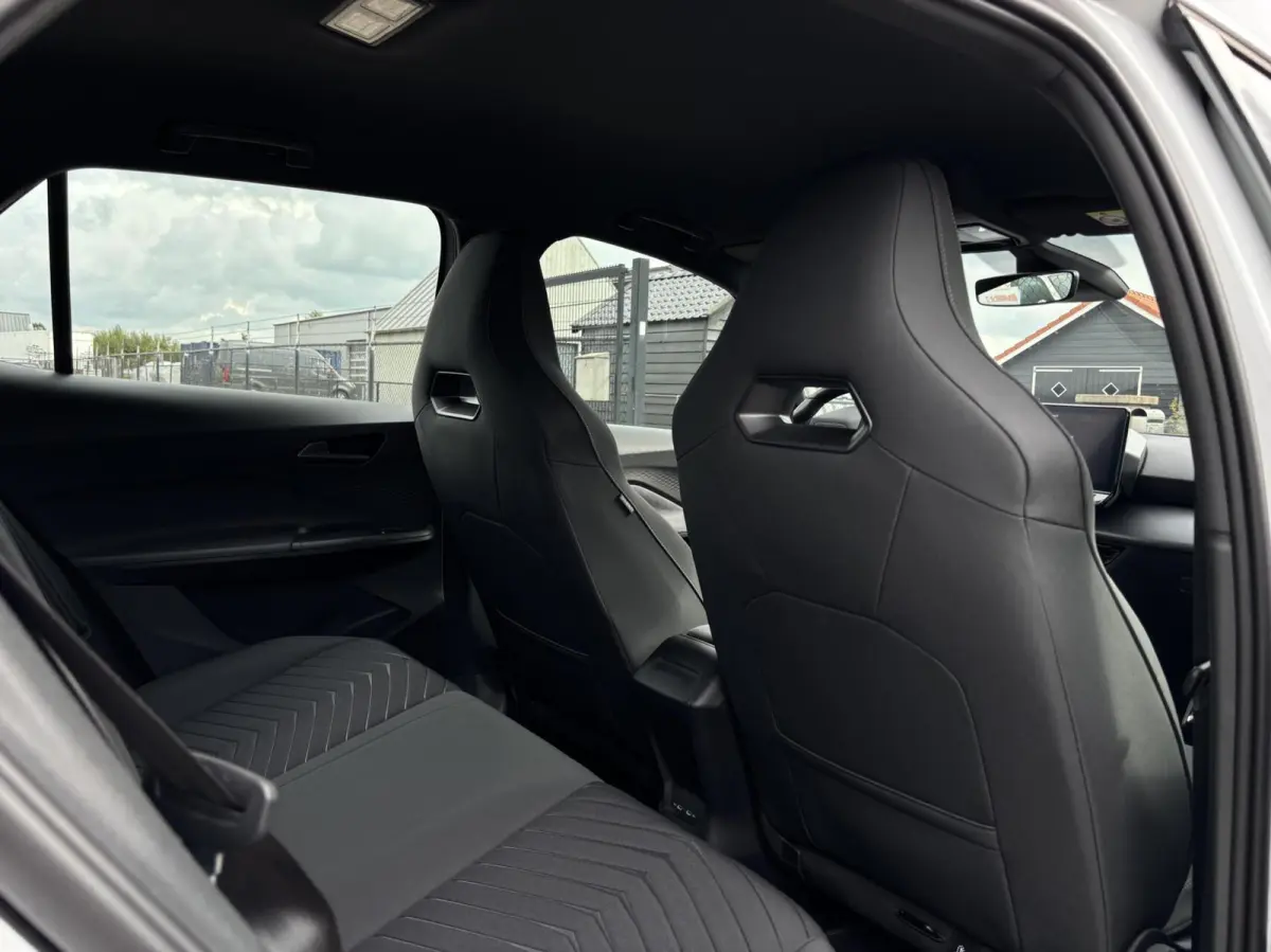 Business Plus 62 kWh acc camera stoel vw SOH: 97,2%