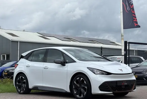 Business Plus 62 kWh acc camera stoel vw SOH: 97,2%
