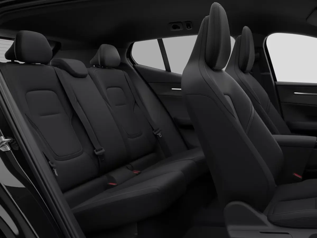 P5 Long Range Plus Black Edition Europa 69 kWh | Achteruitrijcamera | Alarmsysteem | Apple Carplay/Android Auto|telefoonintegratie premium