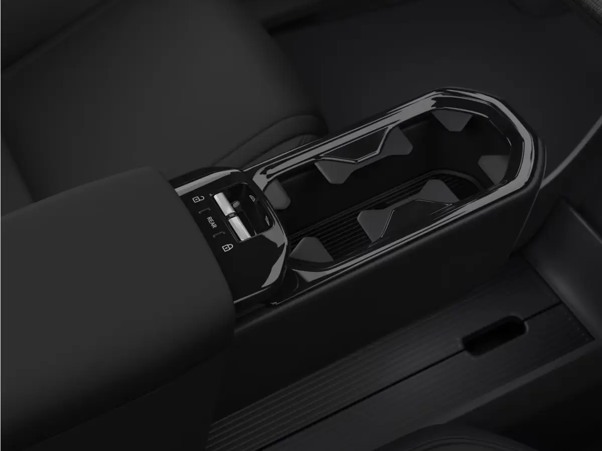 P5 Long Range Plus Black Edition Europa 69 kWh | Achteruitrijcamera | Alarmsysteem | Apple Carplay/Android Auto|telefoonintegratie premium