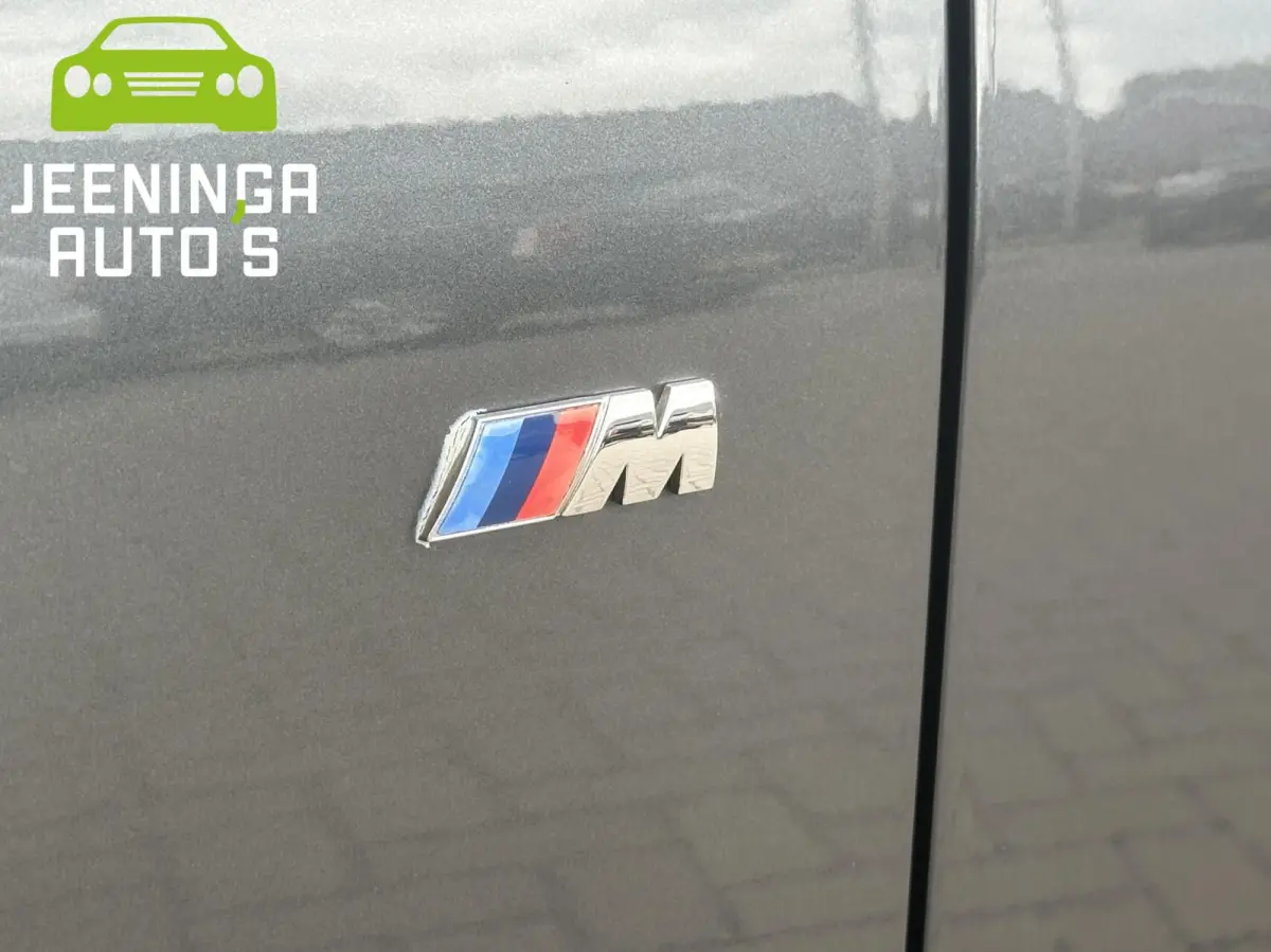 220i M pakket |Clima|Stoelverwarming|Trekhaak|Leer|Navi