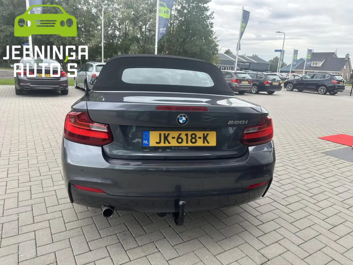 220i M pakket |Clima|Stoelverwarming|Trekhaak|Leer|Navi