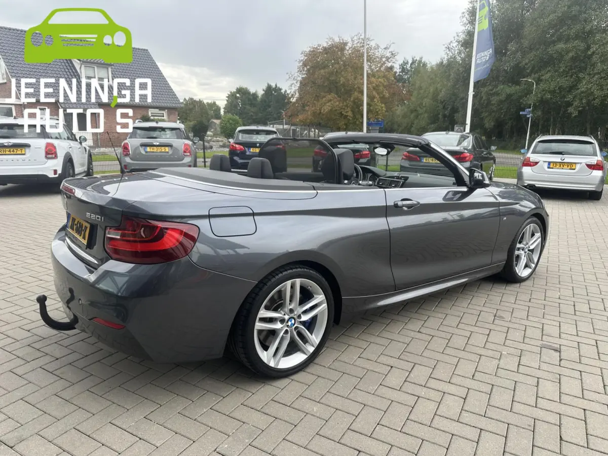 220i M pakket |Clima|Stoelverwarming|Trekhaak|Leer|Navi