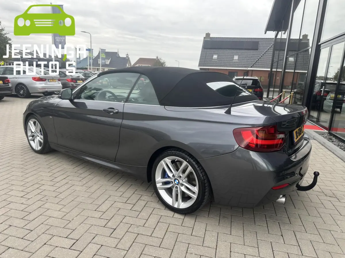 220i M pakket |Clima|Stoelverwarming|Trekhaak|Leer|Navi