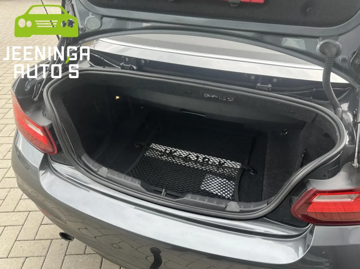 220i M pakket |Clima|Stoelverwarming|Trekhaak|Leer|Navi