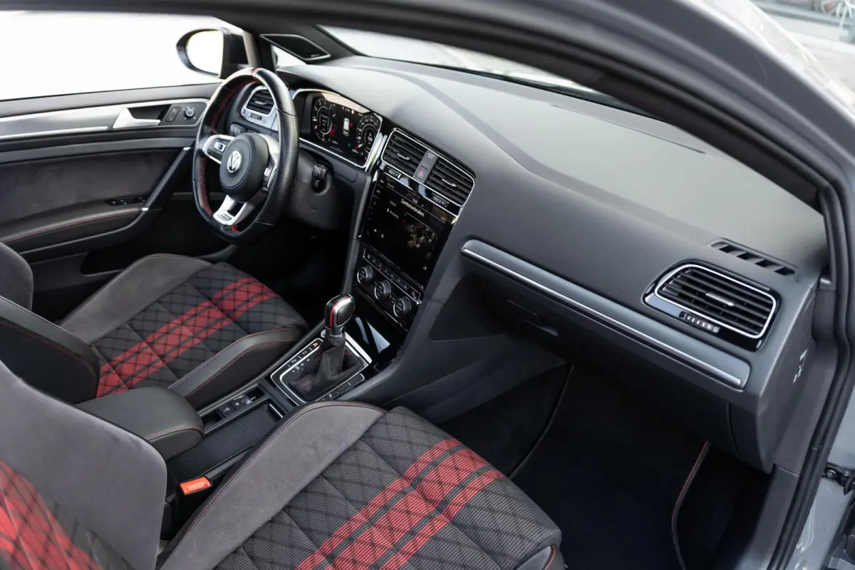 2.0 TSI GTI TCR Pano Dsg Akrapovic Dynaudio