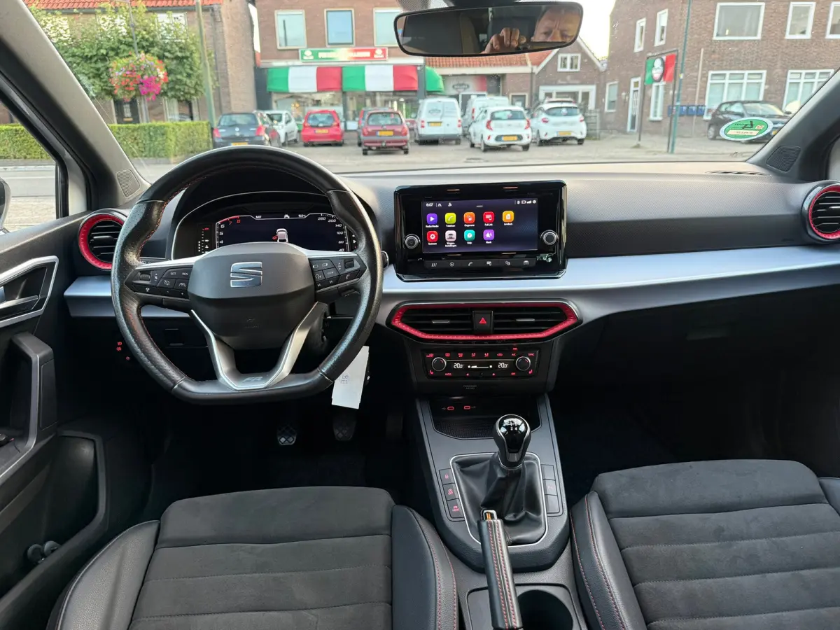 1.0 EcoTSI FR Business Connect, Apple Carplay/Android,Sfeerverlichting,Navigatie,Achteruitrij camera