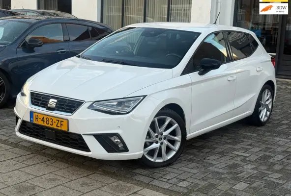1.0 EcoTSI FR Business Connect, Apple Carplay/Android,Sfeerverlichting,Navigatie,Achteruitrij camera