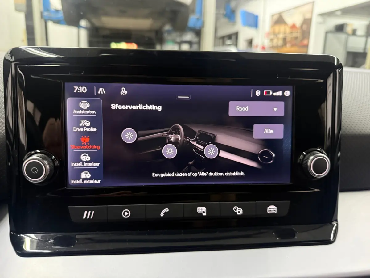 1.0 EcoTSI FR Business Connect, Apple Carplay/Android,Sfeerverlichting,Navigatie,Achteruitrij camera