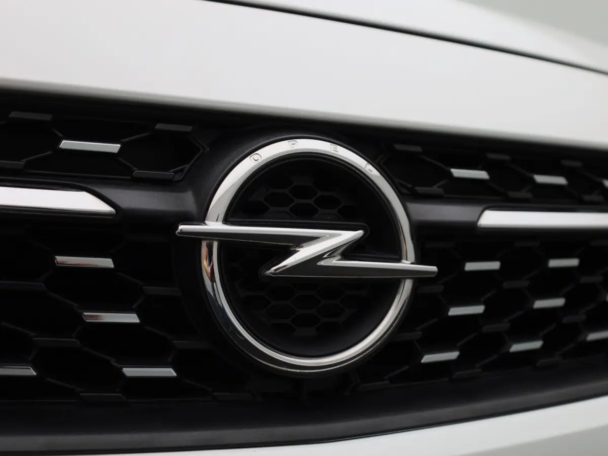 Elegance | APPLE CARPLAY | ANDROID AUTO | ACHTERUITRIJCAMERA | VIRTUAL COCKPIT | CLIMATE CONTROL | CRUISE CONTROL | VERLICHTING AUTOMATISCH | LED VERLICHTING | NAVIGATIE |