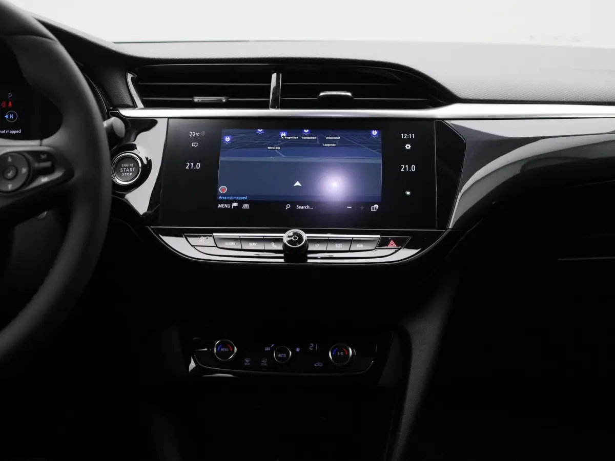 Elegance | APPLE CARPLAY | ANDROID AUTO | ACHTERUITRIJCAMERA | VIRTUAL COCKPIT | CLIMATE CONTROL | CRUISE CONTROL | VERLICHTING AUTOMATISCH | LED VERLICHTING | NAVIGATIE |