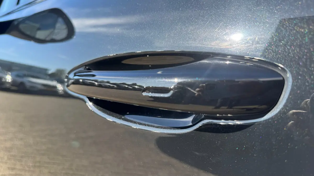 3.0 E-HYBRID 469PK / NAVI / LEDER / CLIMA / LED-MATRIX / 1E EIGENAAR / ORG. NL / BTW AUTO / PANO. DAK / 22" LMV / SOFT-CLOSE / SPORT CHRONO / BOSE / ACHTERASBESTURING / RACE-TEX CARBON STUUR