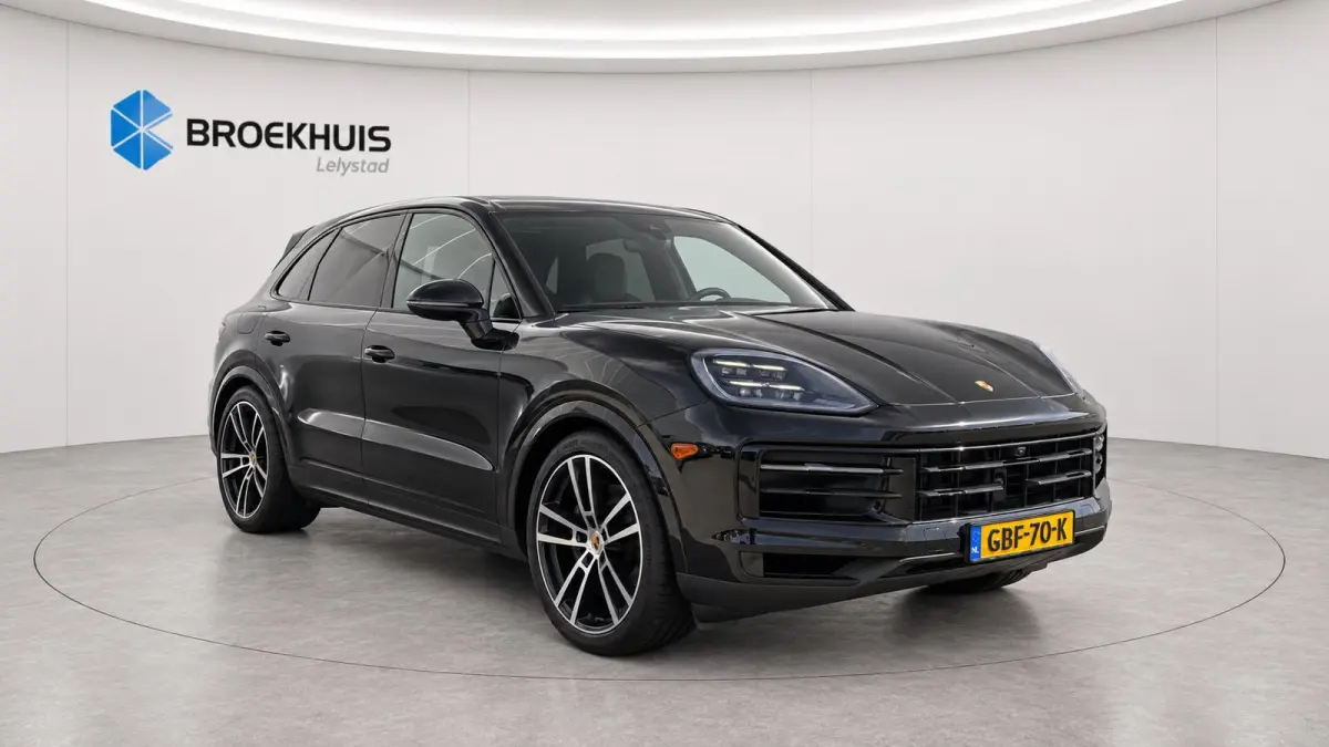 3.0 E-HYBRID 469PK / NAVI / LEDER / CLIMA / LED-MATRIX / 1E EIGENAAR / ORG. NL / BTW AUTO / PANO. DAK / 22" LMV / SOFT-CLOSE / SPORT CHRONO / BOSE / ACHTERASBESTURING / RACE-TEX CARBON STUUR