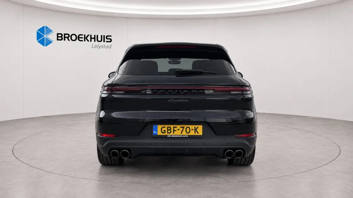 3.0 E-HYBRID 469PK / NAVI / LEDER / CLIMA / LED-MATRIX / 1E EIGENAAR / ORG. NL / BTW AUTO / PANO. DAK / 22" LMV / SOFT-CLOSE / SPORT CHRONO / BOSE / ACHTERASBESTURING / RACE-TEX CARBON STUUR