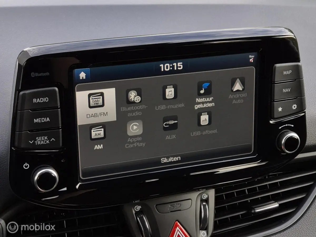 1.0 T-GDI COMFORT/CAMERA/TREKHAAK/LED/15''LMV/CLIMATE/CARPLAY