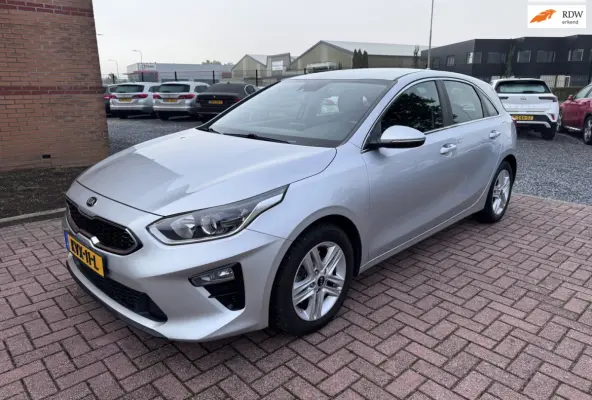 1.6 CRDi DynamicLine, Euro 6, Marge, Apple Carplay, Hatchback