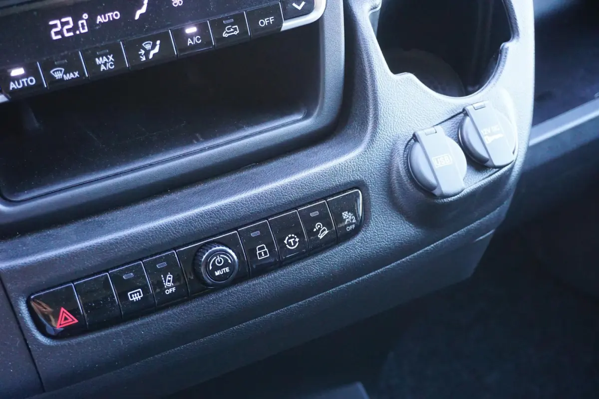 2.2 MultiJet 140 S&S L2H2 3.5t in Nieuwstaat |Mooie camperbasis met veel BPM voordeel |Automaat |Camera |Cruise |Navi |2e airbag |Carplay |Android auto |EURO6D |3500 KG