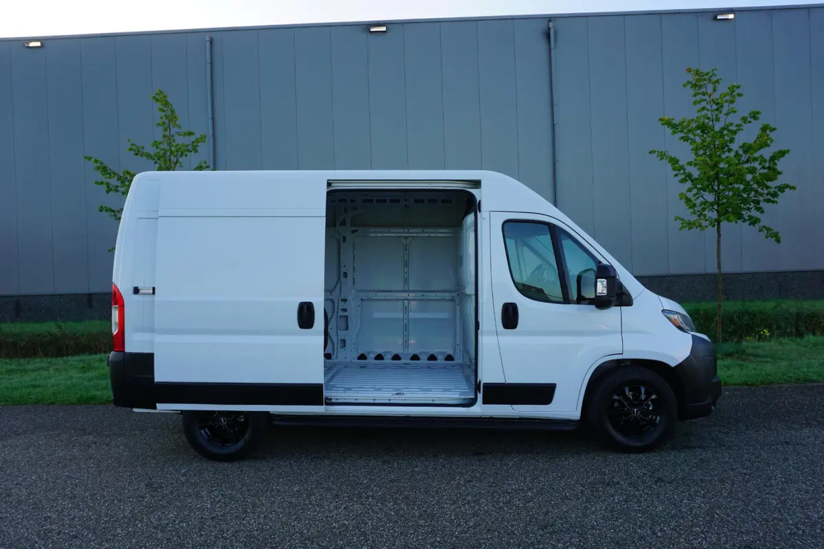 2.2 MultiJet 140 S&S L2H2 3.5t in Nieuwstaat |Mooie camperbasis met veel BPM voordeel |Automaat |Camera |Cruise |Navi |2e airbag |Carplay |Android auto |EURO6D |3500 KG