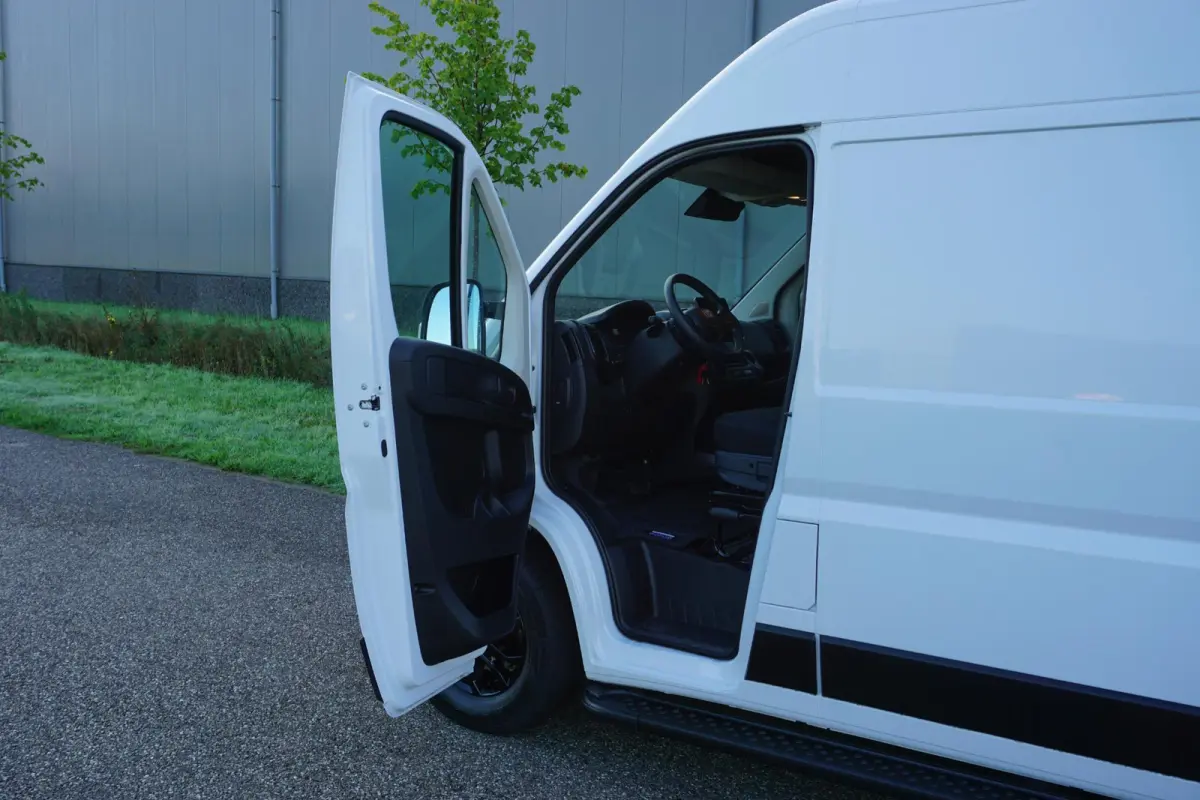 2.2 MultiJet 140 S&S L2H2 3.5t in Nieuwstaat |Mooie camperbasis met veel BPM voordeel |Automaat |Camera |Cruise |Navi |2e airbag |Carplay |Android auto |EURO6D |3500 KG