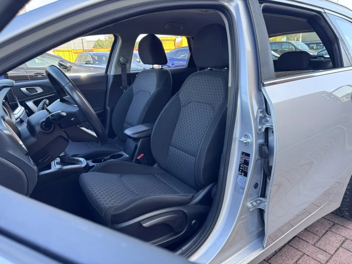 1.6 CRDi DynamicPlusLine, Euro 6, Marge, Automaat, Apple Carplay,