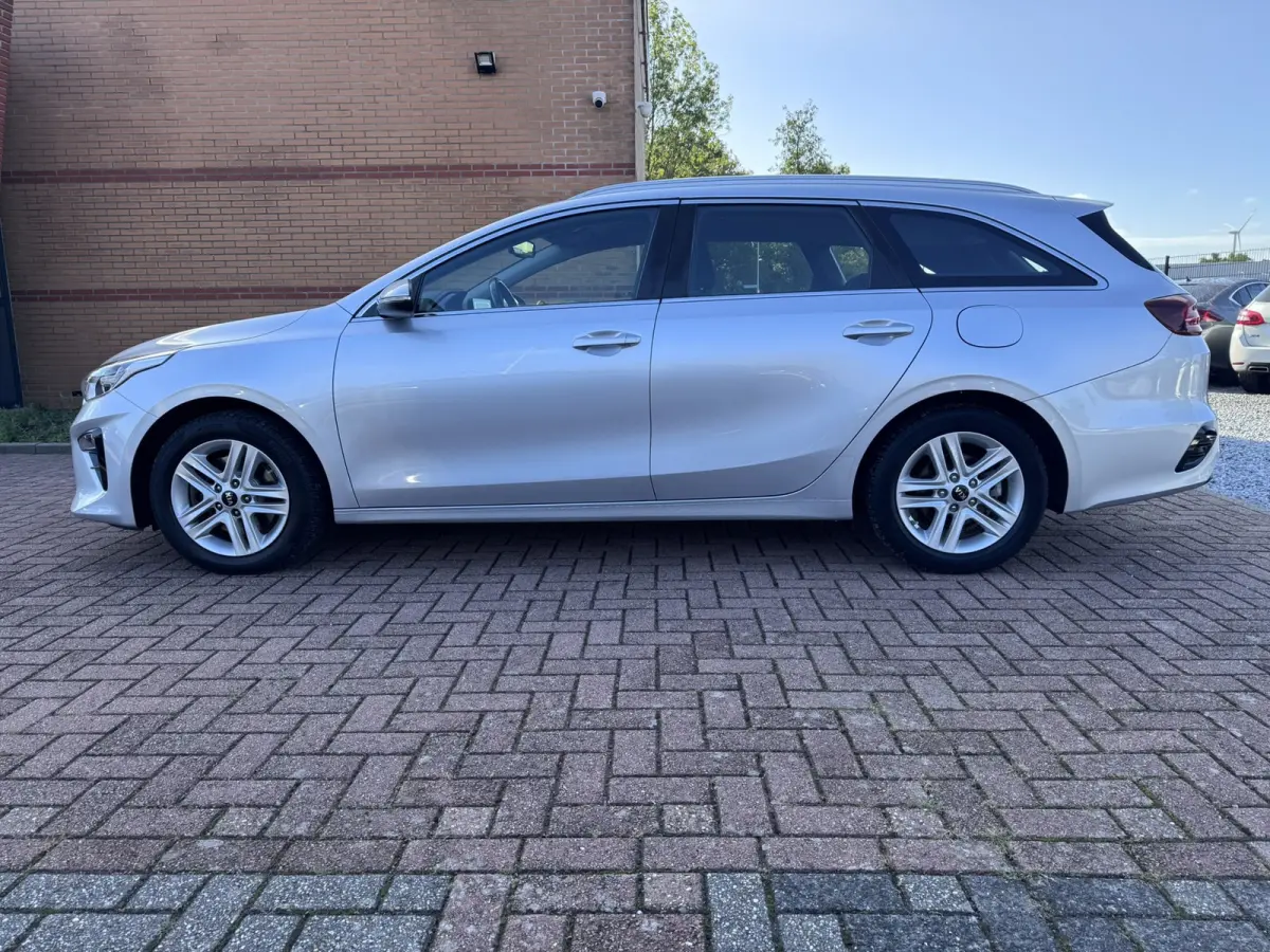 1.6 CRDi DynamicPlusLine, Euro 6, Marge, Automaat, Apple Carplay,