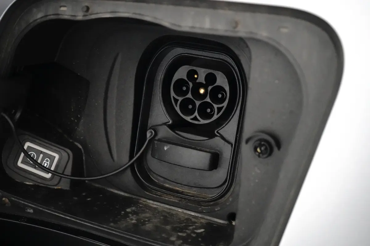 GS 54 kWh Airco | Camera | Cruise Adaptief | DAB | Dode Hoek | Keyless | LED | LMV 18" | PDV V&A | Stuurverwarming |