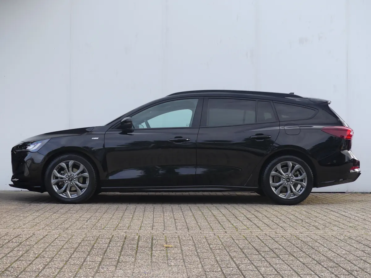 1.0 EcoBoost Hybrid ST Line | CAMERA | STOEL+STUUR+VOORRUITVERWARMING | PARKEERSENSOREN V+A | CRUISE | NAVI | LMV 17" | APPLE CARPLAY / ANDROID AUTO |