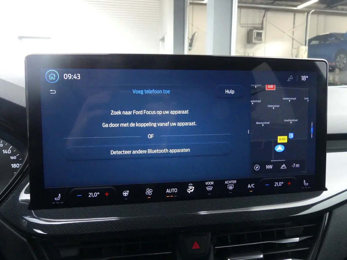 1.0 EcoBoost Hybrid ST Line | CAMERA | STOEL+STUUR+VOORRUITVERWARMING | PARKEERSENSOREN V+A | CRUISE | NAVI | LMV 17" | APPLE CARPLAY / ANDROID AUTO |