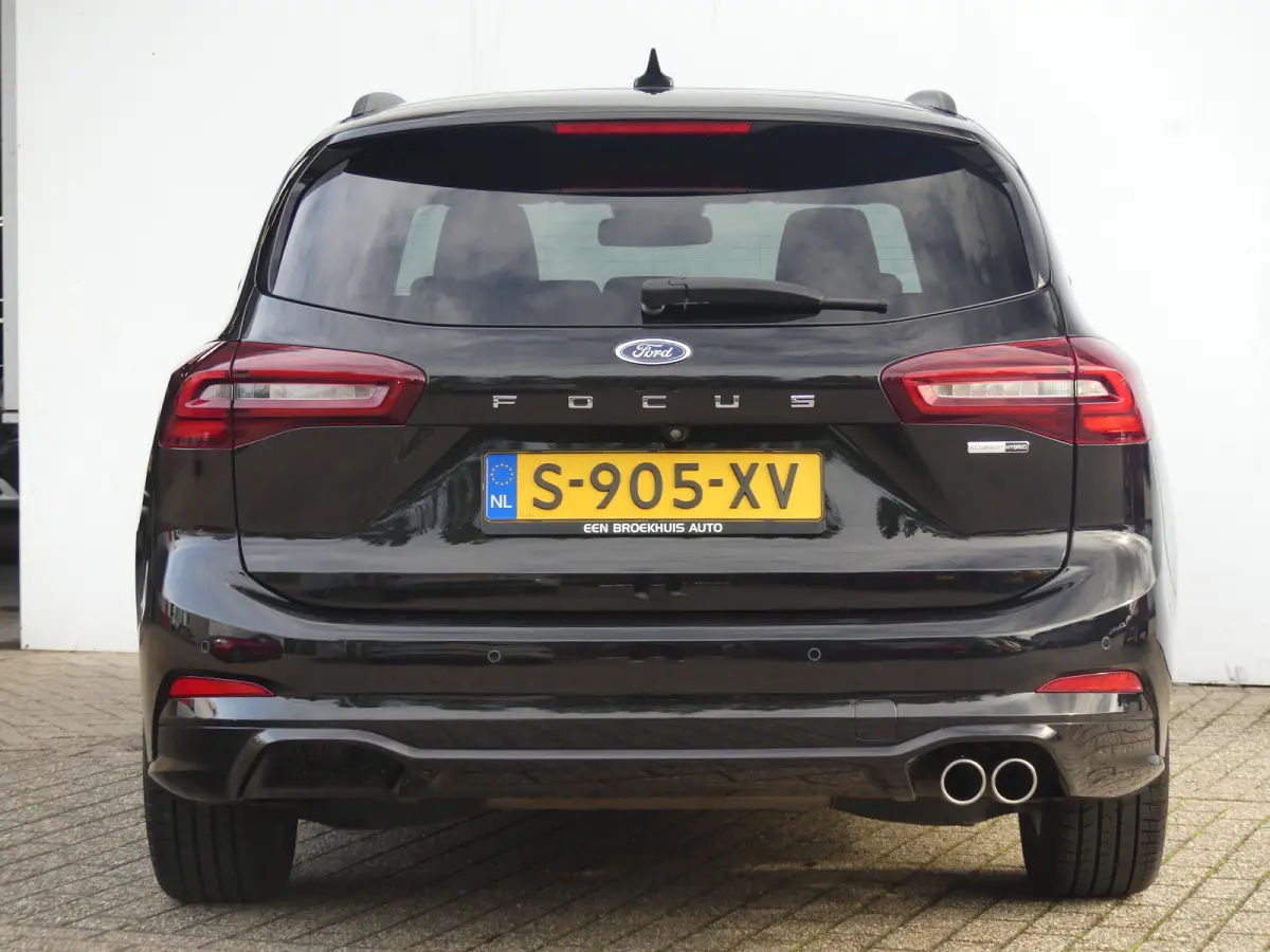 1.0 EcoBoost Hybrid ST Line | CAMERA | STOEL+STUUR+VOORRUITVERWARMING | PARKEERSENSOREN V+A | CRUISE | NAVI | LMV 17" | APPLE CARPLAY / ANDROID AUTO |