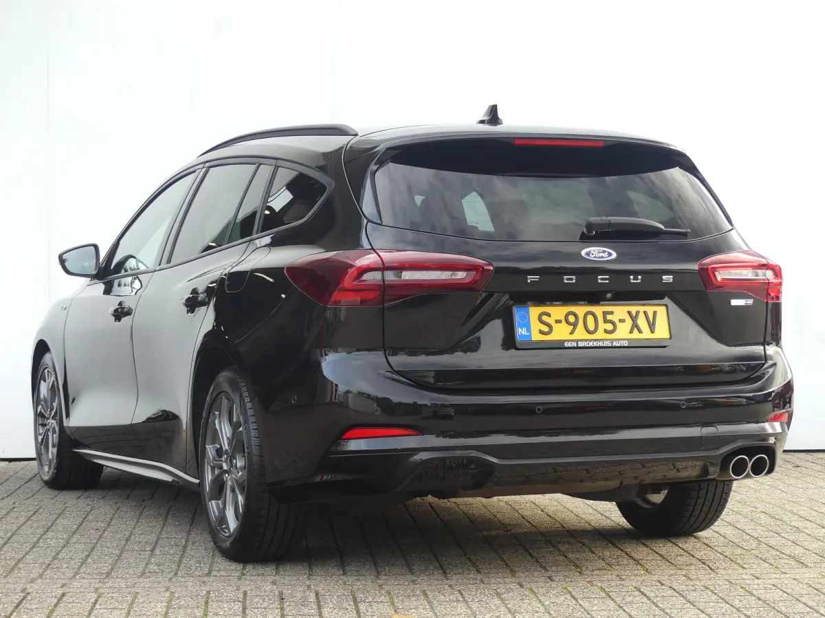 1.0 EcoBoost Hybrid ST Line | CAMERA | STOEL+STUUR+VOORRUITVERWARMING | PARKEERSENSOREN V+A | CRUISE | NAVI | LMV 17" | APPLE CARPLAY / ANDROID AUTO |