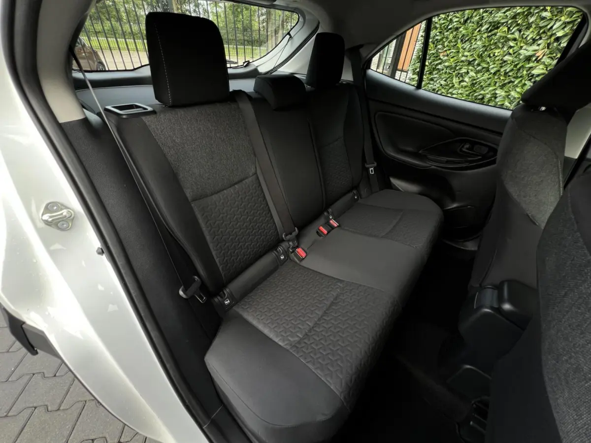 1.5 Hybrid Comfort, DEALER ONDERHOUDEN, CARPLAY, CRUISE CONTROL, CLIMATE CONTROL, CAMERA, LED, PDC, DAB, LICHTMETAAL 16"