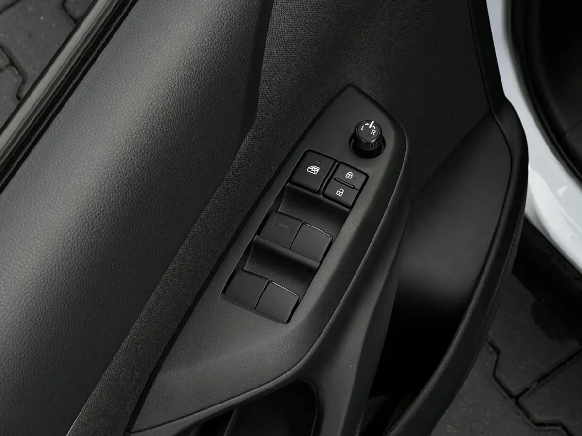 1.5 Hybrid Comfort, DEALER ONDERHOUDEN, CARPLAY, CRUISE CONTROL, CLIMATE CONTROL, CAMERA, LED, PDC, DAB, LICHTMETAAL 16"