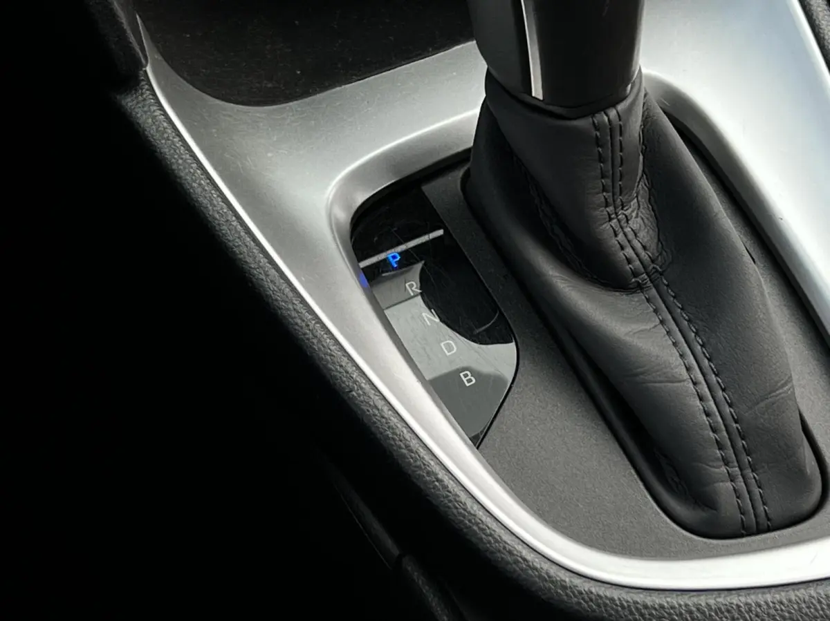 1.5 Hybrid Comfort, DEALER ONDERHOUDEN, CARPLAY, CRUISE CONTROL, CLIMATE CONTROL, CAMERA, LED, PDC, DAB, LICHTMETAAL 16"