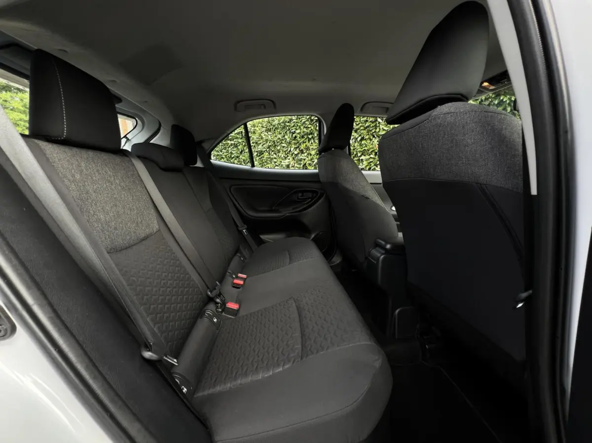 1.5 Hybrid Comfort, DEALER ONDERHOUDEN, CARPLAY, CRUISE CONTROL, CLIMATE CONTROL, CAMERA, LED, PDC, DAB, LICHTMETAAL 16"