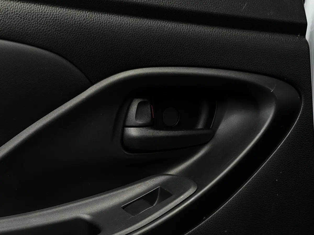 1.5 Hybrid Comfort, DEALER ONDERHOUDEN, CARPLAY, CRUISE CONTROL, CLIMATE CONTROL, CAMERA, LED, PDC, DAB, LICHTMETAAL 16"