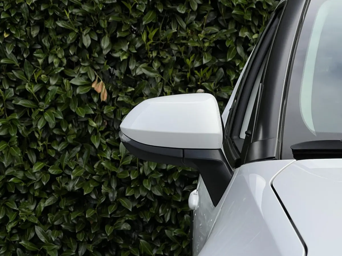 1.5 Hybrid Comfort, DEALER ONDERHOUDEN, CARPLAY, CRUISE CONTROL, CLIMATE CONTROL, CAMERA, LED, PDC, DAB, LICHTMETAAL 16"