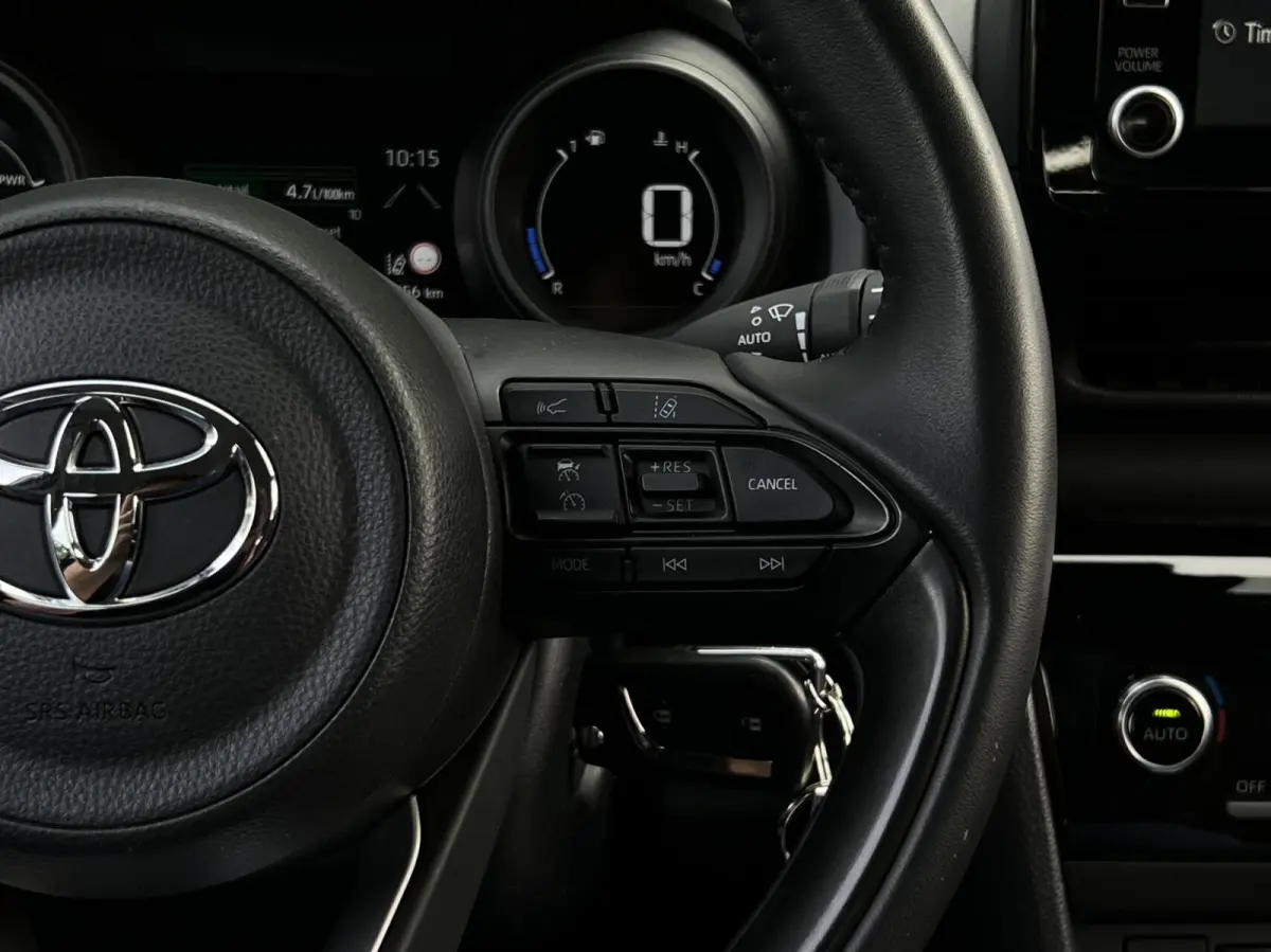 1.5 Hybrid Comfort, DEALER ONDERHOUDEN, CARPLAY, CRUISE CONTROL, CLIMATE CONTROL, CAMERA, LED, PDC, DAB, LICHTMETAAL 16"