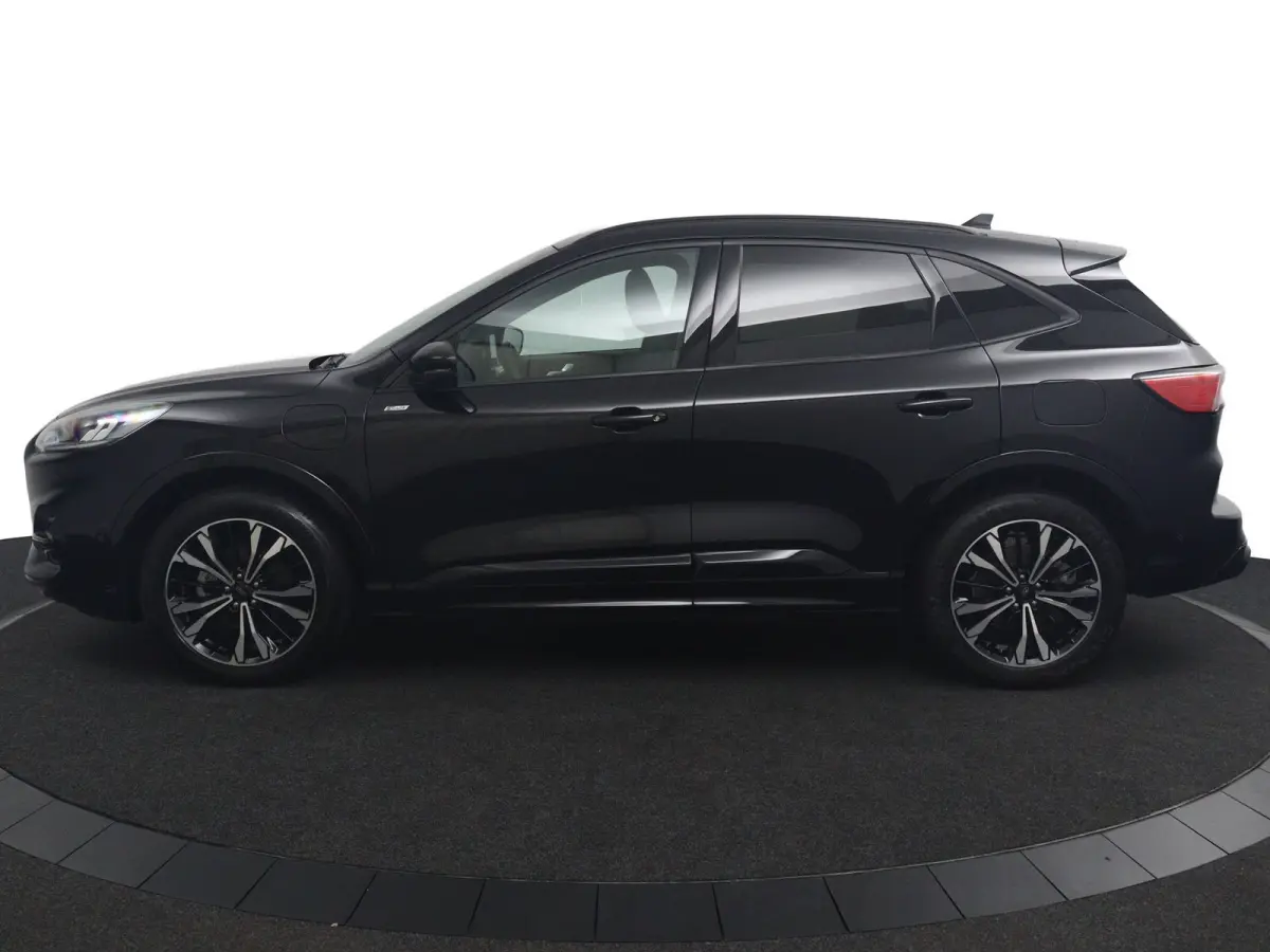 2.5 PHEV ST-Line | Winterpack | 19 Inch | Adaptive Cruise | BLIS | Camera V+A | CarPlay/Android Auto |