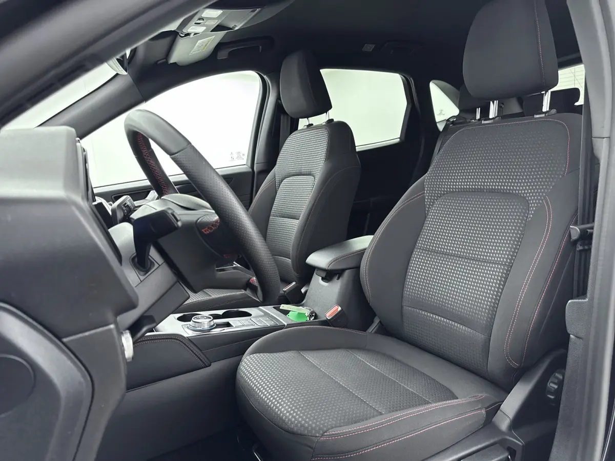 2.5 PHEV ST-Line | Winterpack | 19 Inch | Adaptive Cruise | BLIS | Camera V+A | CarPlay/Android Auto |