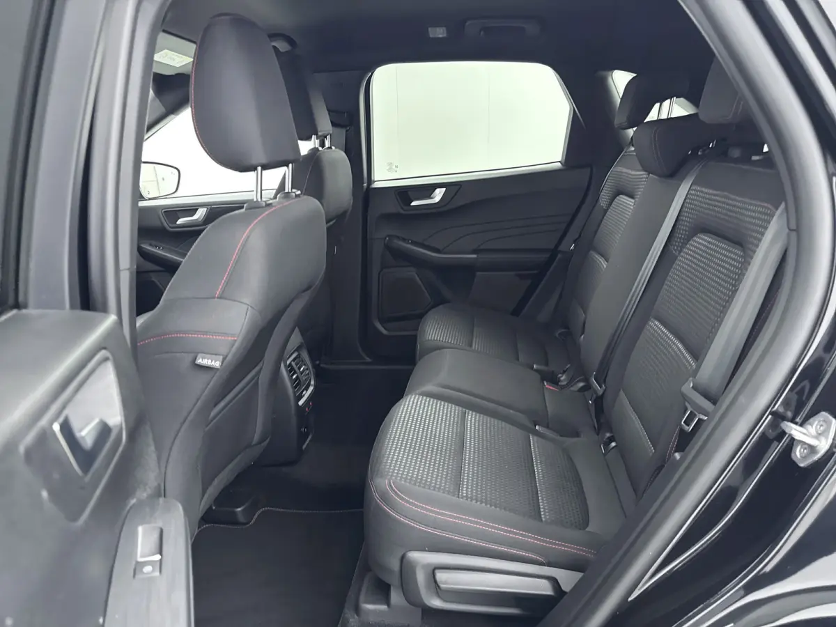 2.5 PHEV ST-Line | Winterpack | 19 Inch | Adaptive Cruise | BLIS | Camera V+A | CarPlay/Android Auto |