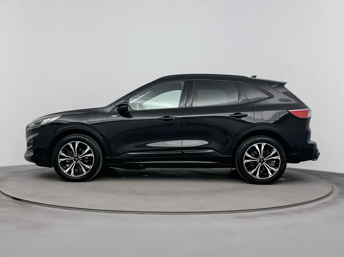 2.5 PHEV ST-Line | Winterpack | 19 Inch | Adaptive Cruise | BLIS | Camera V+A | CarPlay/Android Auto |