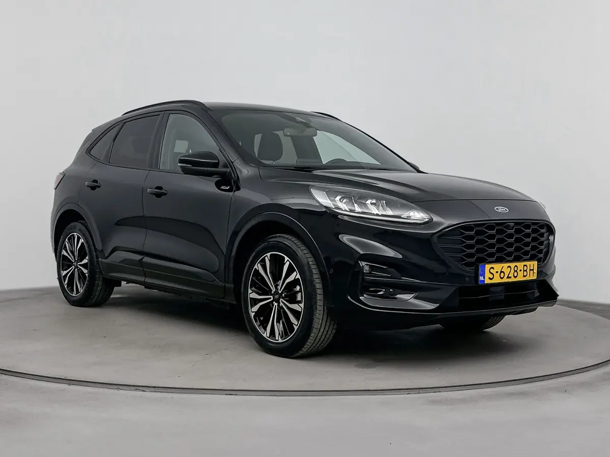 2.5 PHEV ST-Line | Winterpack | 19 Inch | Adaptive Cruise | BLIS | Camera V+A | CarPlay/Android Auto |