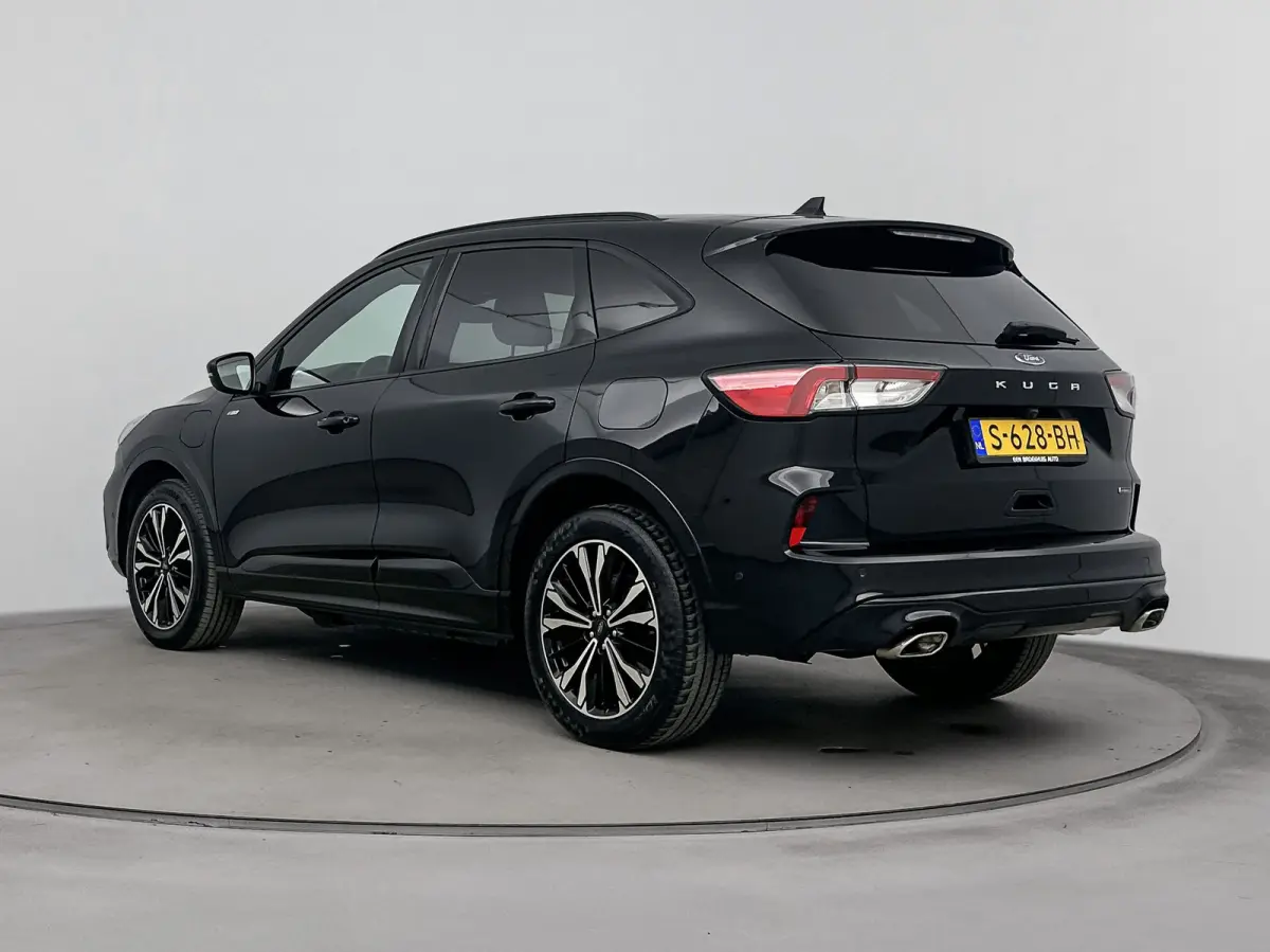 2.5 PHEV ST-Line | Winterpack | 19 Inch | Adaptive Cruise | BLIS | Camera V+A | CarPlay/Android Auto |