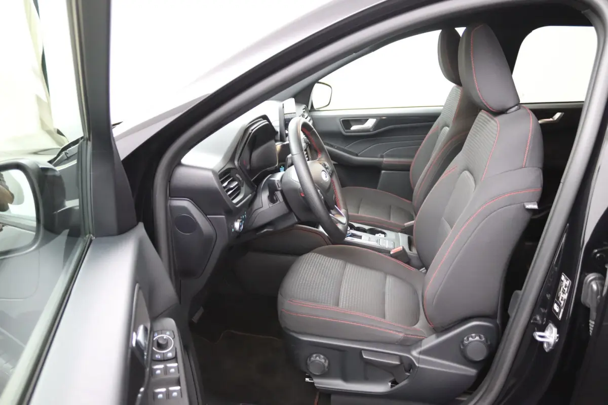 2.5 PHEV ST-Line | Winterpack | 19 Inch | Adaptive Cruise | BLIS | Camera V+A | CarPlay/Android Auto |