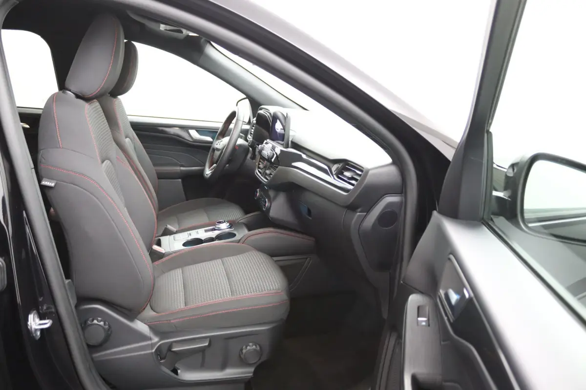 2.5 PHEV ST-Line | Winterpack | 19 Inch | Adaptive Cruise | BLIS | Camera V+A | CarPlay/Android Auto |